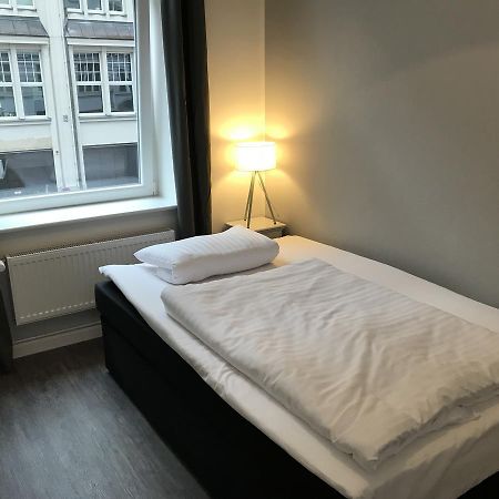 Hotel Fame Am Hauptbahnhof ハンブルク エクステリア 写真
