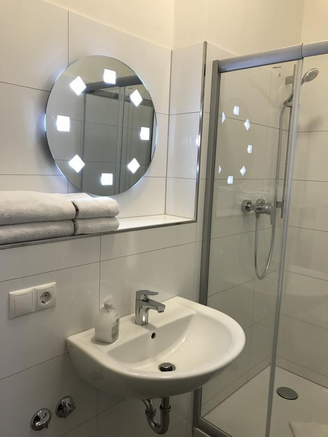 Hotel Fame Am Hauptbahnhof ハンブルク エクステリア 写真